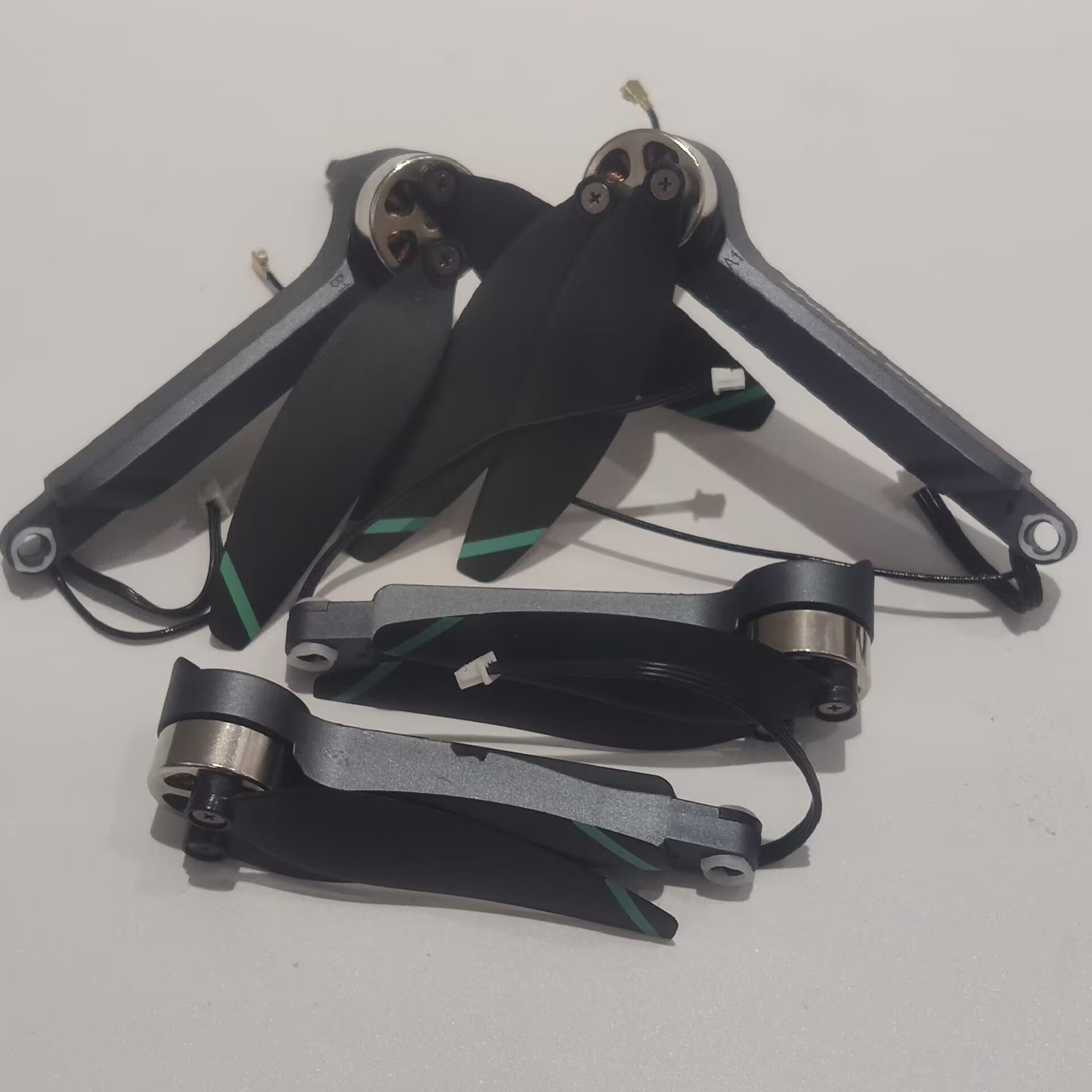 Brushless Motor Arm A1/B1/A2/B - Lyzrc Drone avis et prix